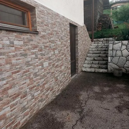 Apartman Alihodzic דירה