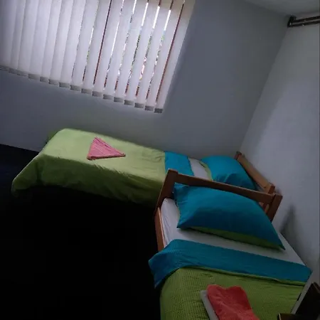 Apartman Alihodzic * ויסוקו
